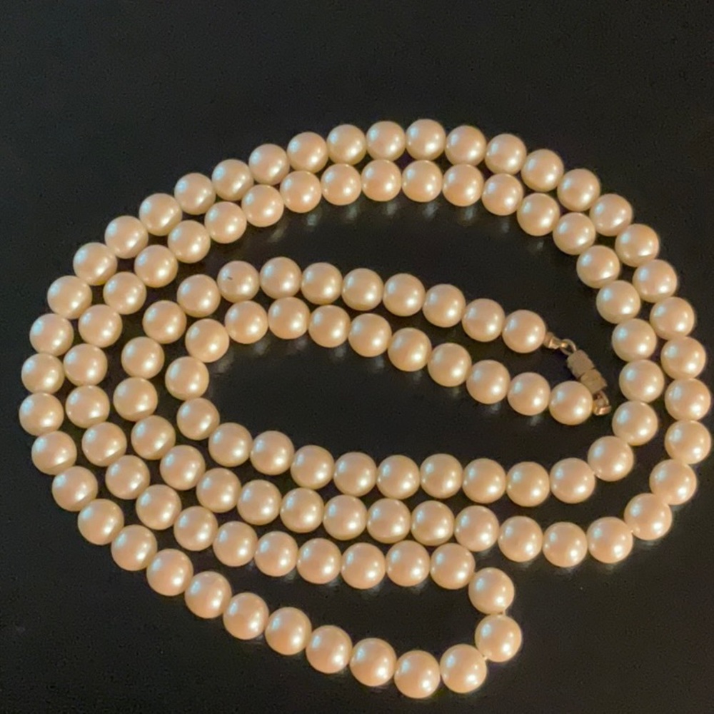 Vintage 18" faux pearl necklace